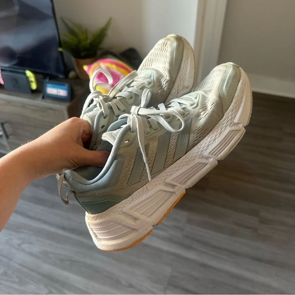 3/$20⚡️ Adidas Questar Performance Ice Blue Running Shoes Bounce Midsole